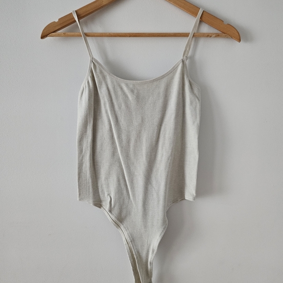 Beige Ribbed Bodysuit - Picture 3 of 4